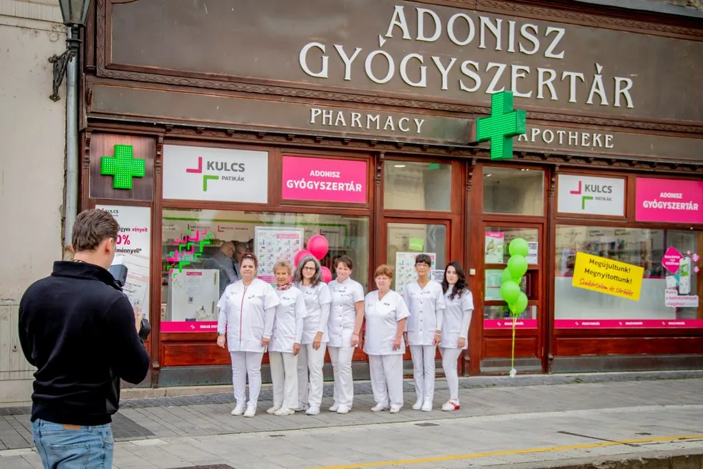 Adonisz Patika – a csapatról készült kép