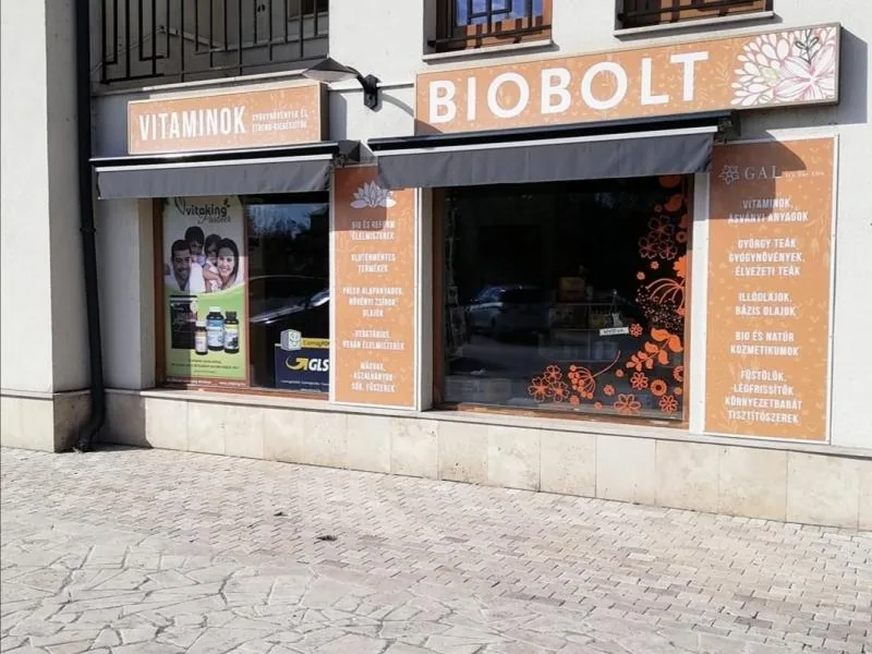 Napraforgó Biobolt és Energy Klub – üzlet kívülről