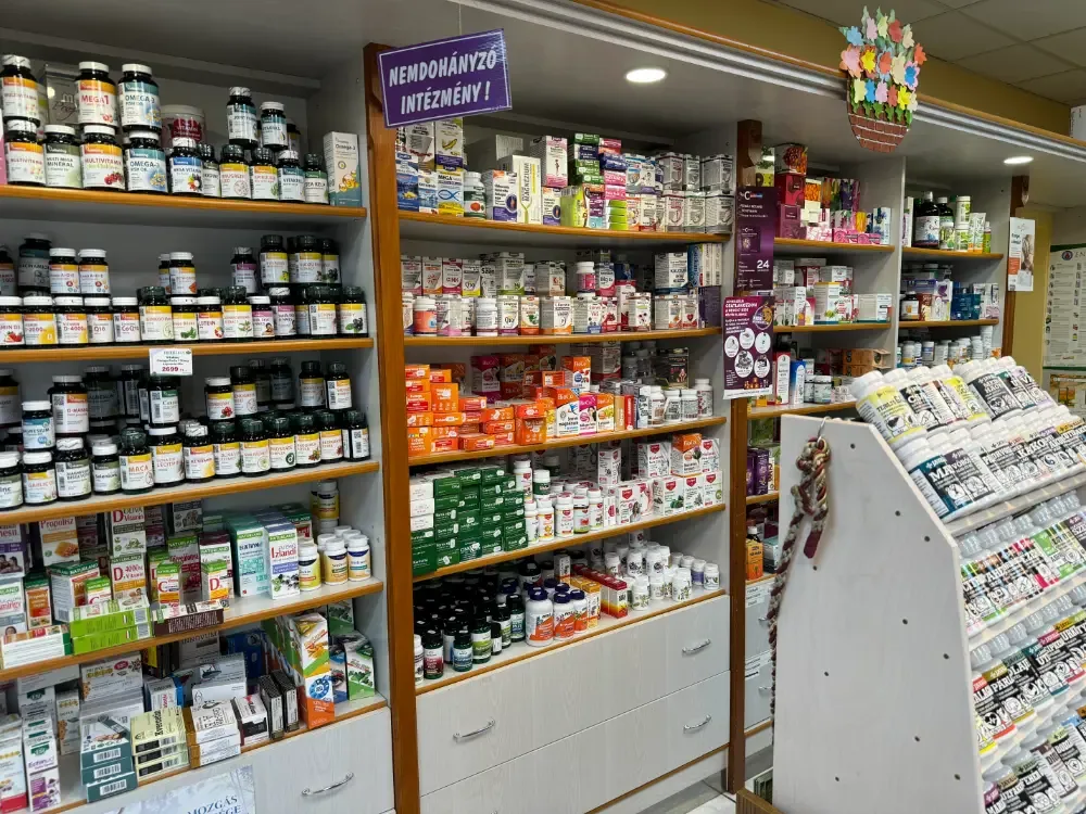 Gyógynövény és Reformélelmiszer Üzlet – üzlet belülről