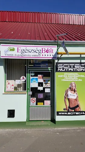 Egészségbolt | Kaba – üzlet kívülről