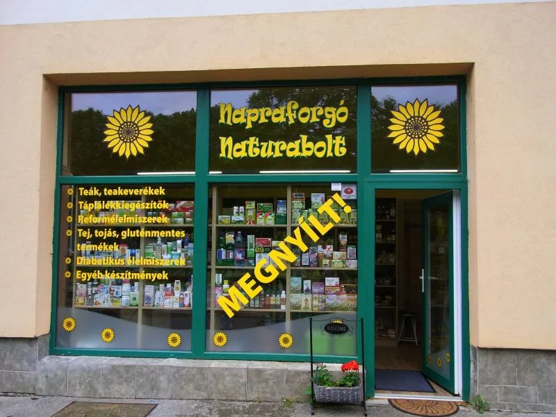 Napraforgó Naturabolt – üzlet kívülről