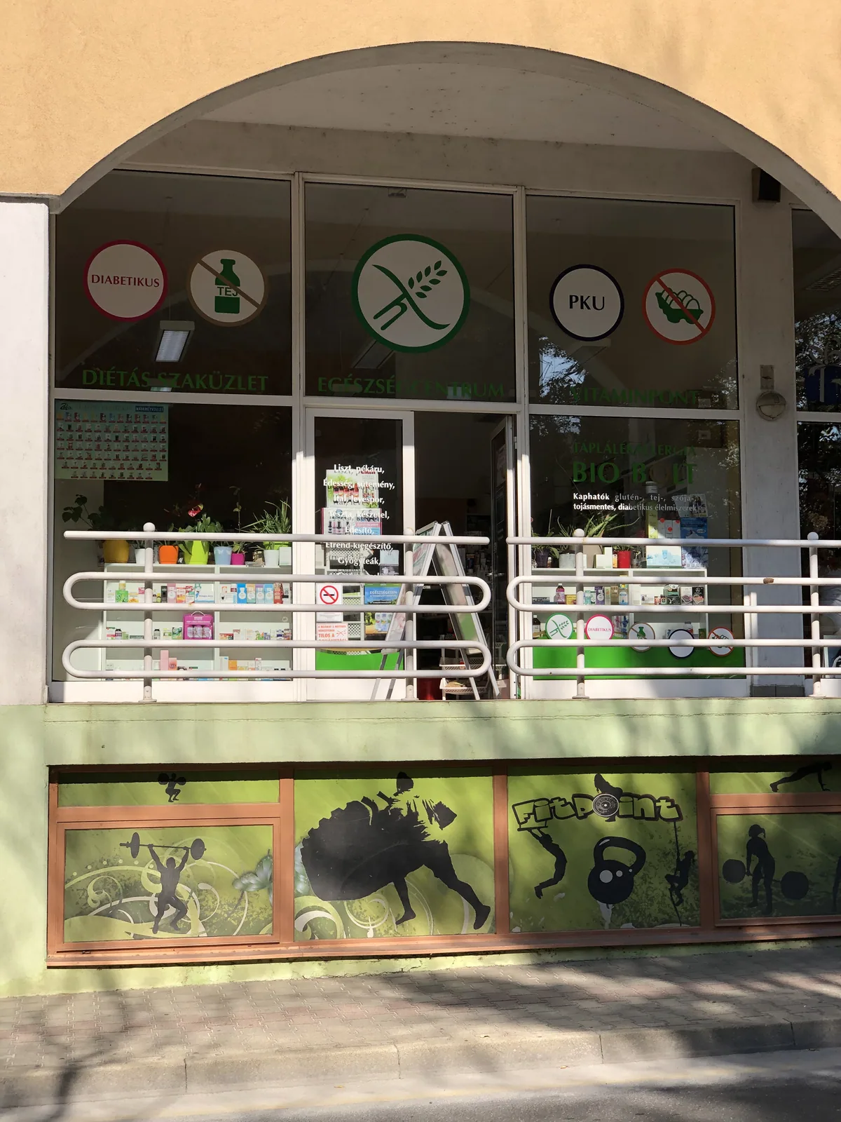 Táplálékallergia és Bio Bolt – üzlet kívülről